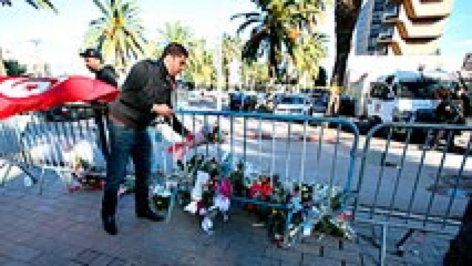 Telediario 1: Túnez sigue en alerta un día después del atentado contra un autobús militar | RTVE Play
