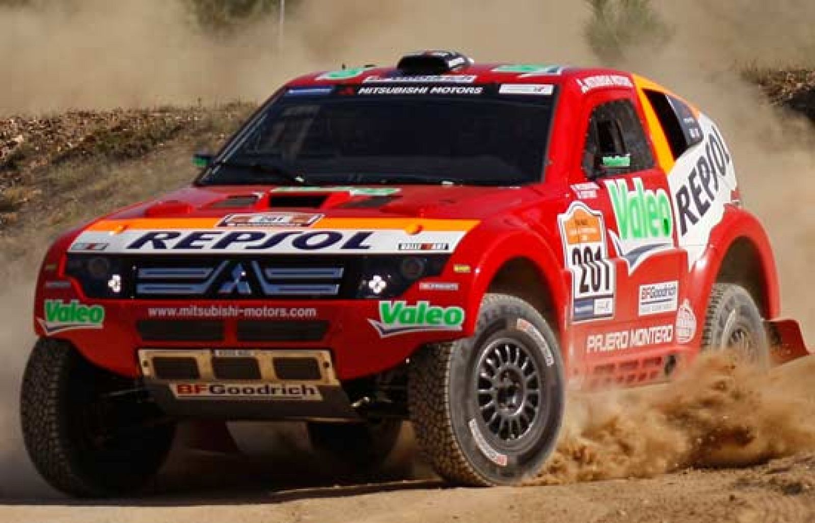 TVE confirma en exclusiva que el Rally Dakar vuelve a África en 2010, tras suspenderse la edición de 2008. 