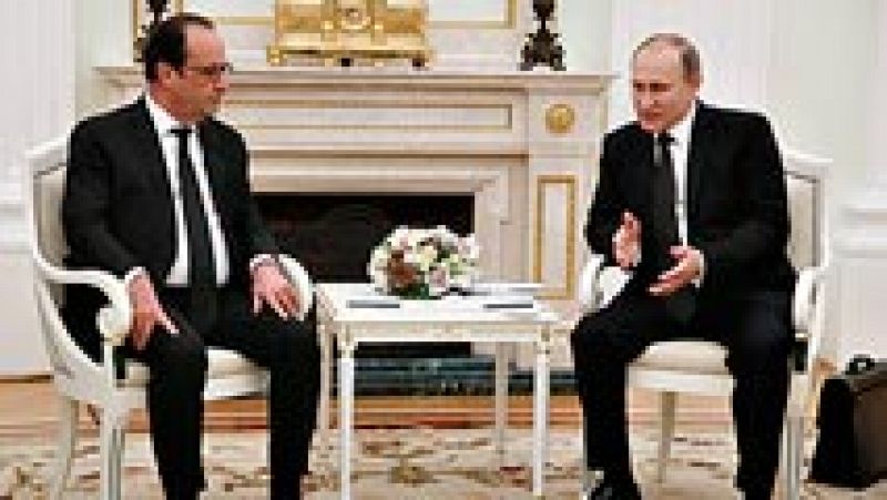 Hollande y Putin coinciden en aglutinar una "amplia coalición" bajo la ONU para intervenir en Siria contra el Estado Islámico