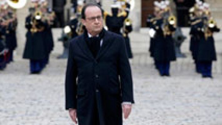 Hollande promete destruir al "ejército de fanáticos" en el homenajes a las víctimas del 13N