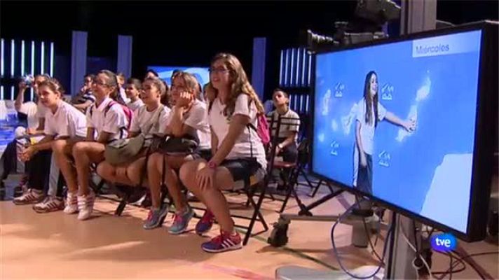 Los colegios visitan RTVE Canarias - Visita colegio Orobal - 11/11/2015