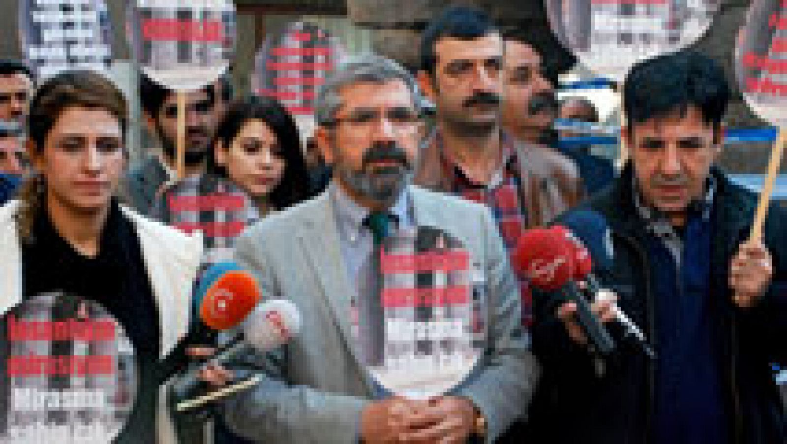 Telediario 1: Asesinado un destacado abogado pro kurdo en Turquía | RTVE Play