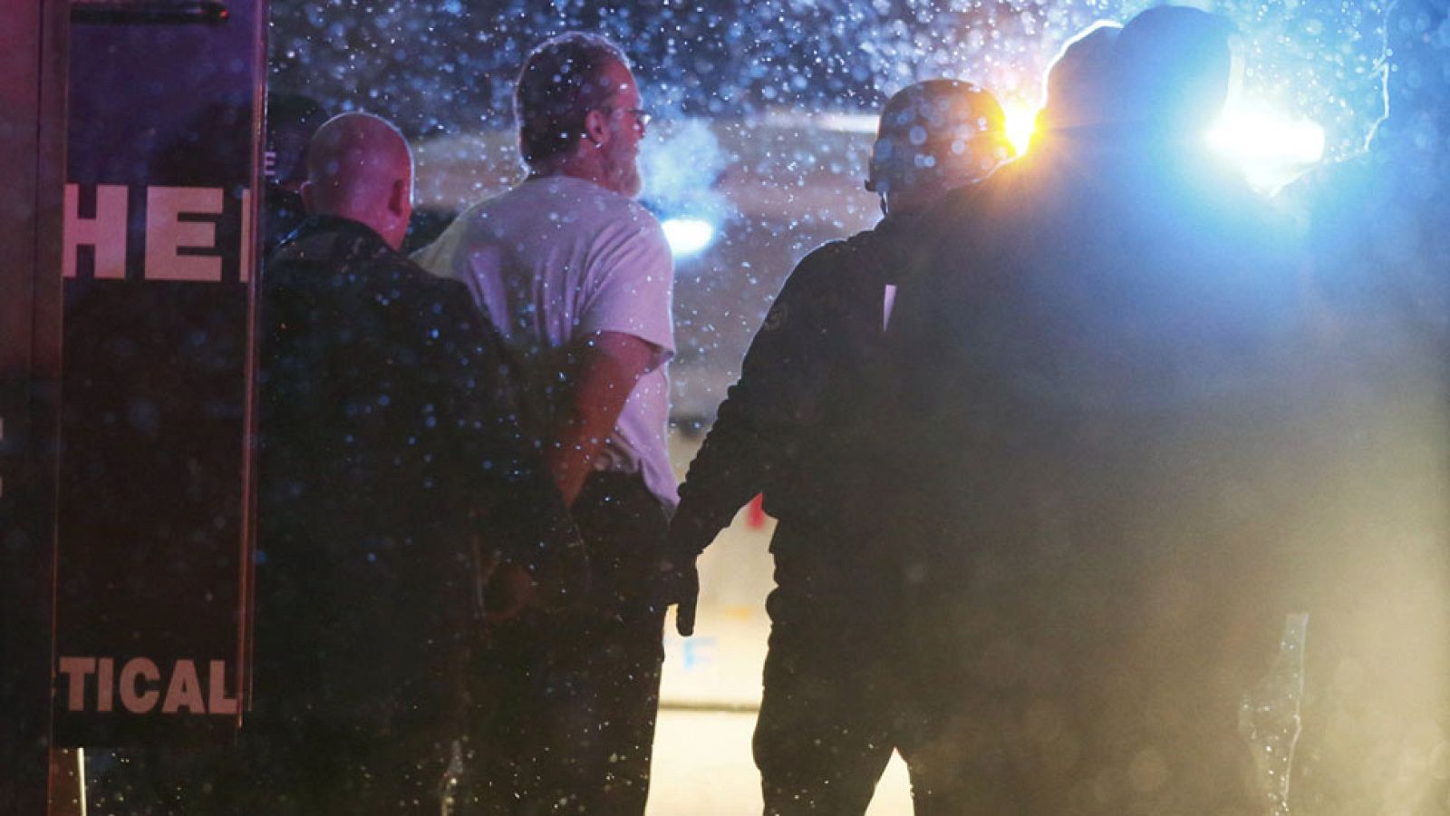 En EEUU un hombre mata a tres personas en una clínica que practica abortos