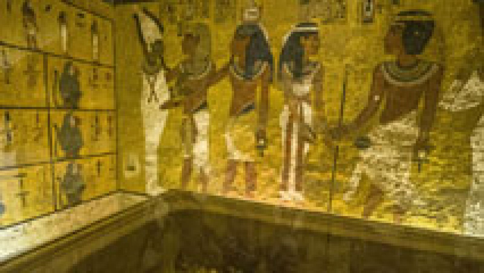 Hay 'algo' tras los muros de la tumba de Tutankamón