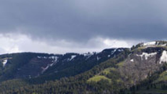 Telediario 1 - 97 personas perdieron la vida en la montaña en 2014