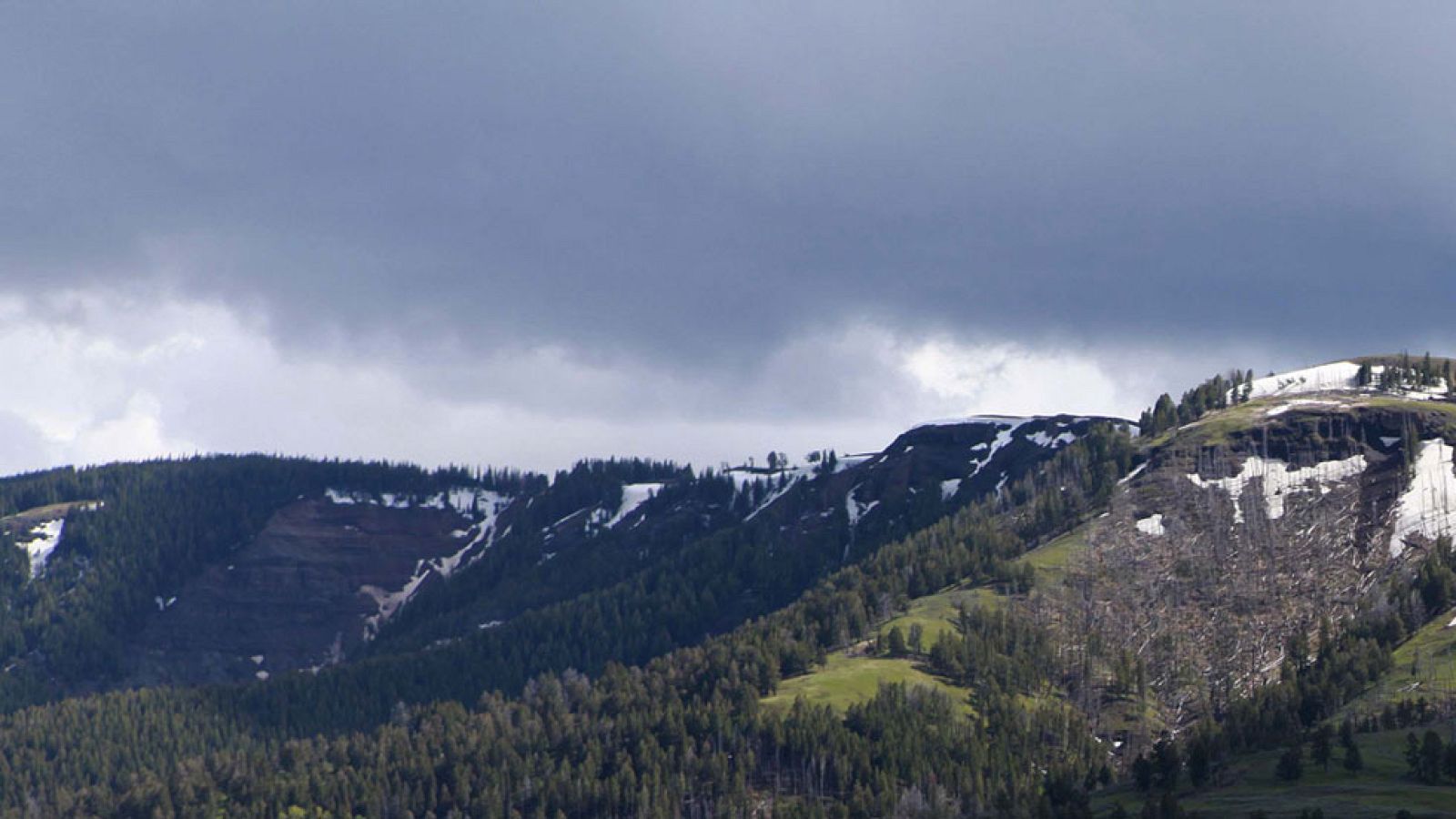 97 personas perdieron la vida en la montaña en 2014