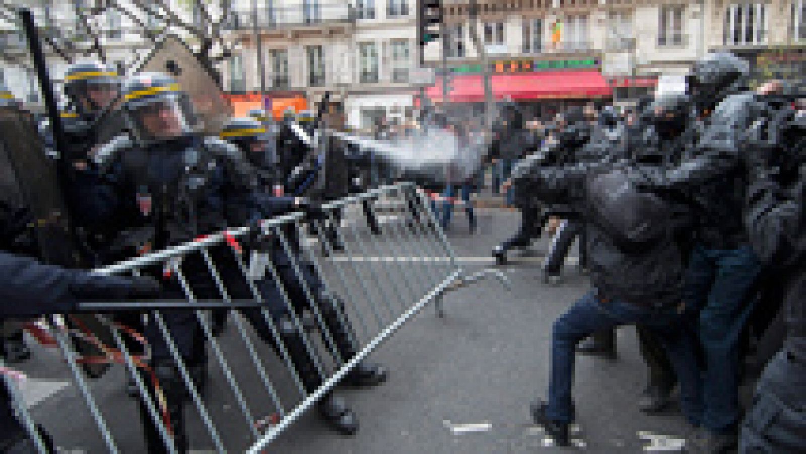 Telediario 1: Altercados en París en la víspera de la Cumbre del Clima | RTVE Play