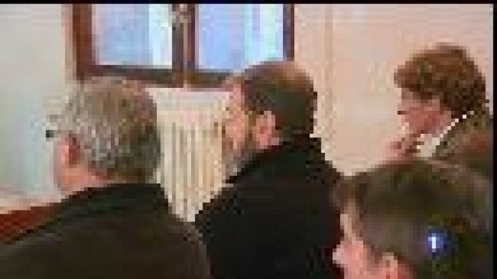 Informatiu Balear - L'exoconseller de Turisme Francesc Buils suma 9 mesos de condemna.