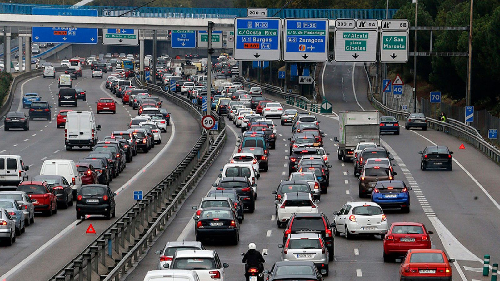 El Ayuntamiento de Madrid vuelve a activar las restricciones de velocidad ante el aumento de la contaminación