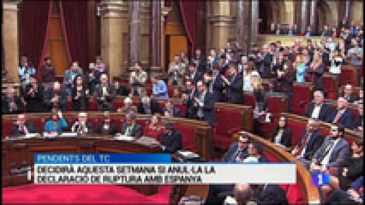 L'Informatiu - L'Informatiu en 3' - 01/12/15