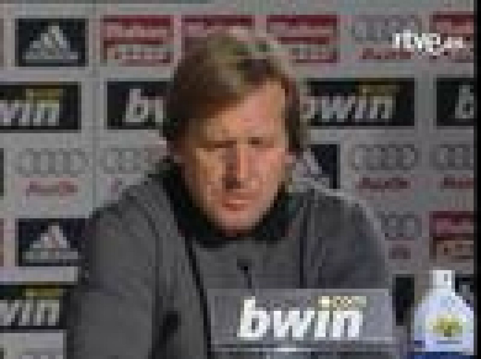 Rueda de prensa de Schuster