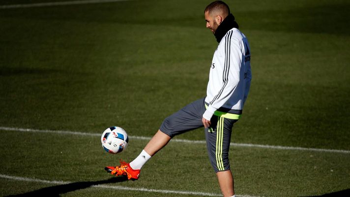 Benzema asegura que solo intentó "ayudar" a Valbuena