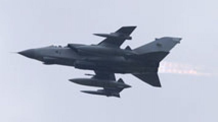 Telediario 1 - Cazas británicos bombardean objetivos del DAESH horas después de su aprobación por el Parlamento