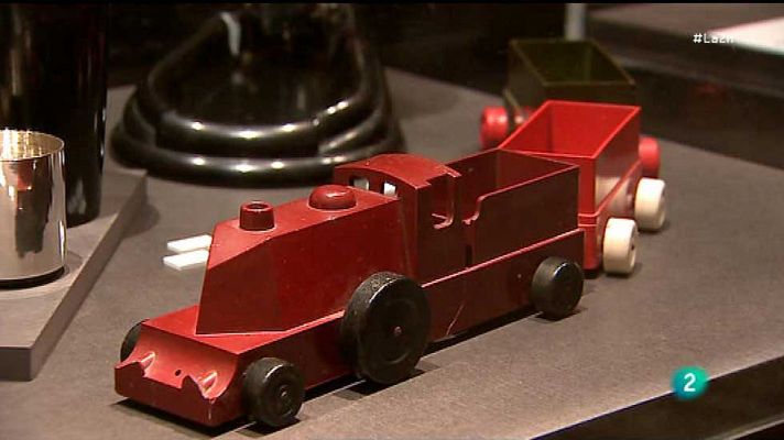 La 2 Noticias - La 2 Noticias - La historia de la baquelita