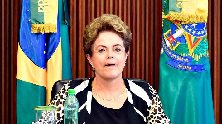 Telediario 1 - El presidente del Congreso de Brasil da luz verde al juicio político contra Dilma Rousseff
