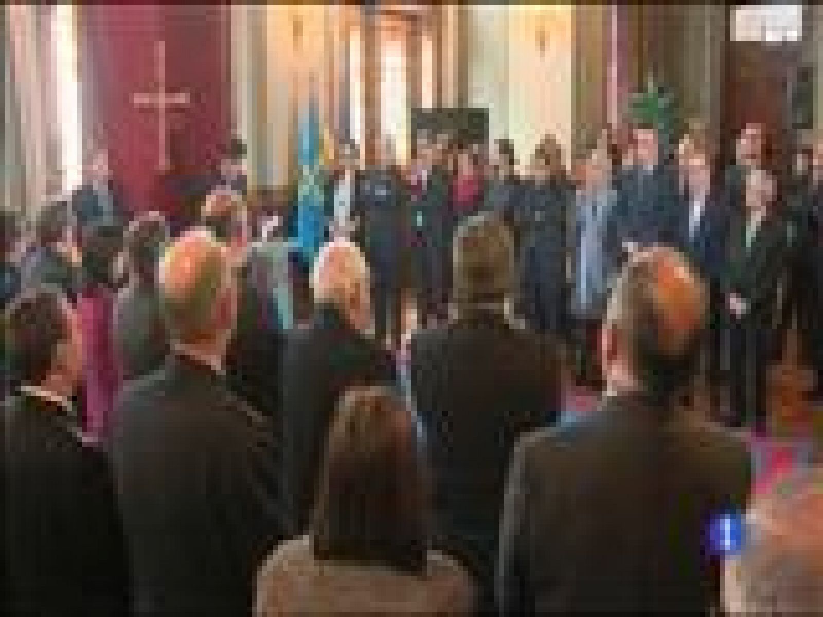 Panorama Regional: Asturias en 2' - 04/12/15 | RTVE Play