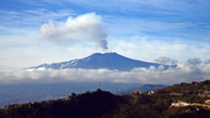 El Etna registra las erupciones más intensas de los últimos veinte años
