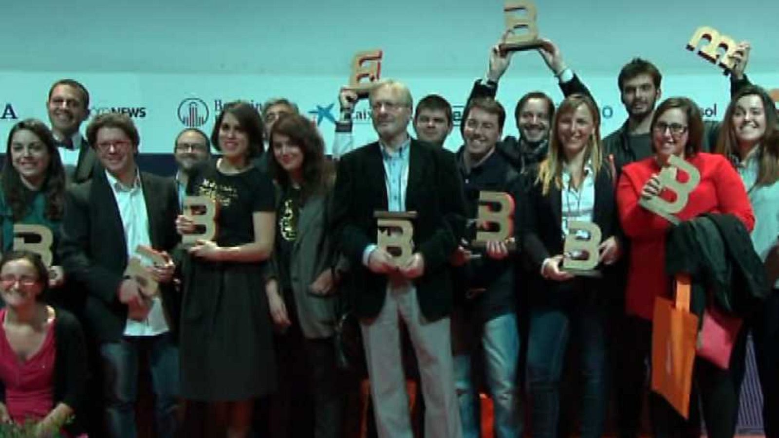 Cámara abierta 2.0 - Premios Bitácoras 2015, #ViveAhoraTalent, Concierto OJEM Recordando a Sarah y Antonio Salas - Ver ahora