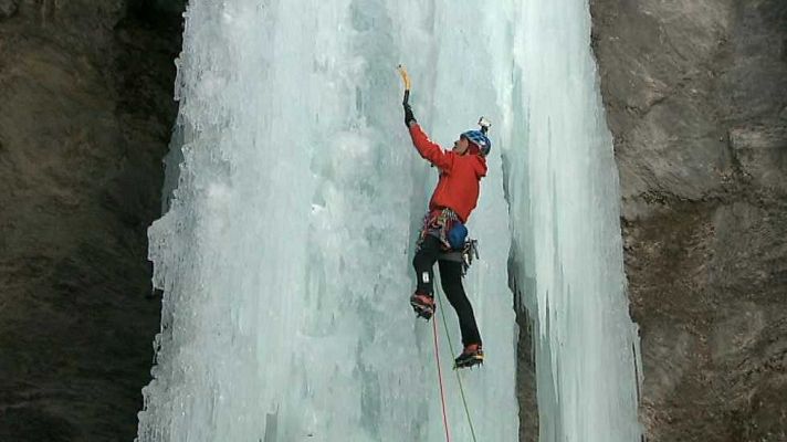 Una noche con Calipso': escalada en cascadas de hielo (1)