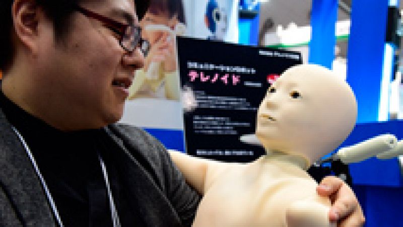 Los robots interactivos de uso doméstico conquistan la Exposición de Robótica de Tokio