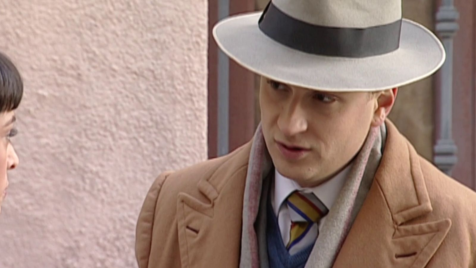 Amar en tiempos revueltos - T3 - Episodio 114 - Ver ahora