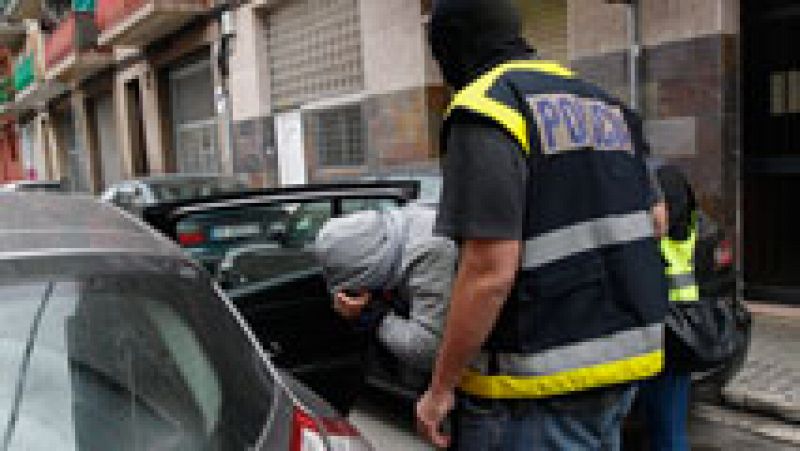Dos detenidos en Cataluña y Canarias acusados de pertenecer al Estado Islámico