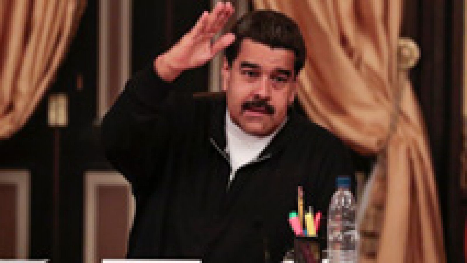 Telediario 1: Maduro pide la dimisión de sus ministros y anuncia que no permitirá una amnistía de presos políticos | RTVE Play