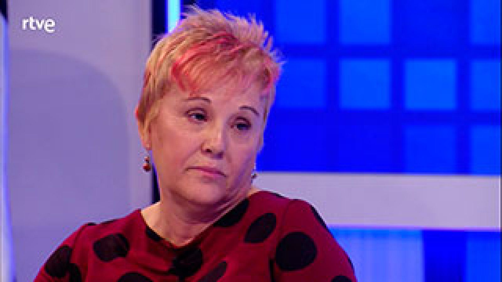  Un simple abrazo le causa dolor, debido a su fibromialgia