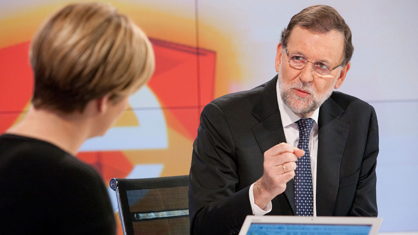 Rajoy eliminará el IRPF a quien trabaje tras los 65 años - Informativo 24h | Ver