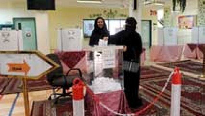 Por primera vez, las mujeres pueden votar en Arabia Saudí