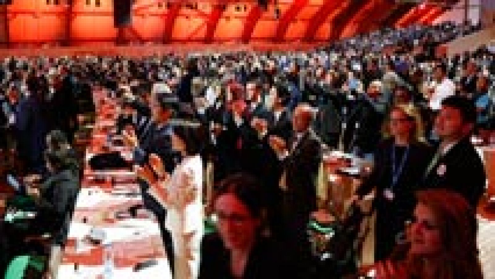 La Cumbre de París aprueba el primer acuerdo contra el cambio climático