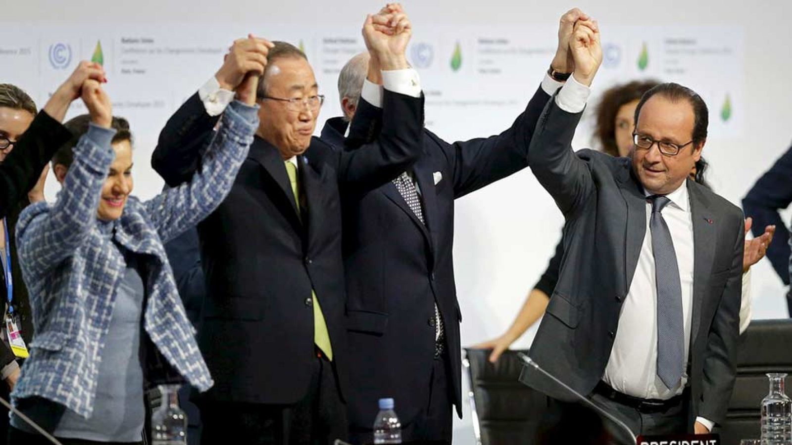 Pacto histórico en París: 195 países y la UE aprueban un acuerdo global contra el cambio climático