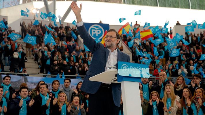 Telediario 1 - Rajoy: "No dejemos que los cantos de sirena nos desvien del camino"