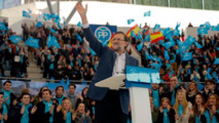Rajoy: "No dejemos que los cantos de sirena nos desvien del camino" 