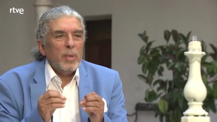 Crónicas - Francisco Suárez. Director Orquesta Sinfónica Romaní Europea