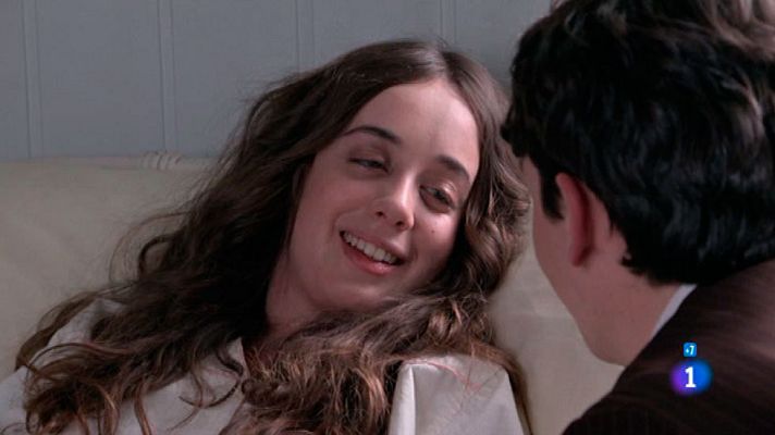 Seis hermanas - Carlitos le pide matrimonio a Sofía