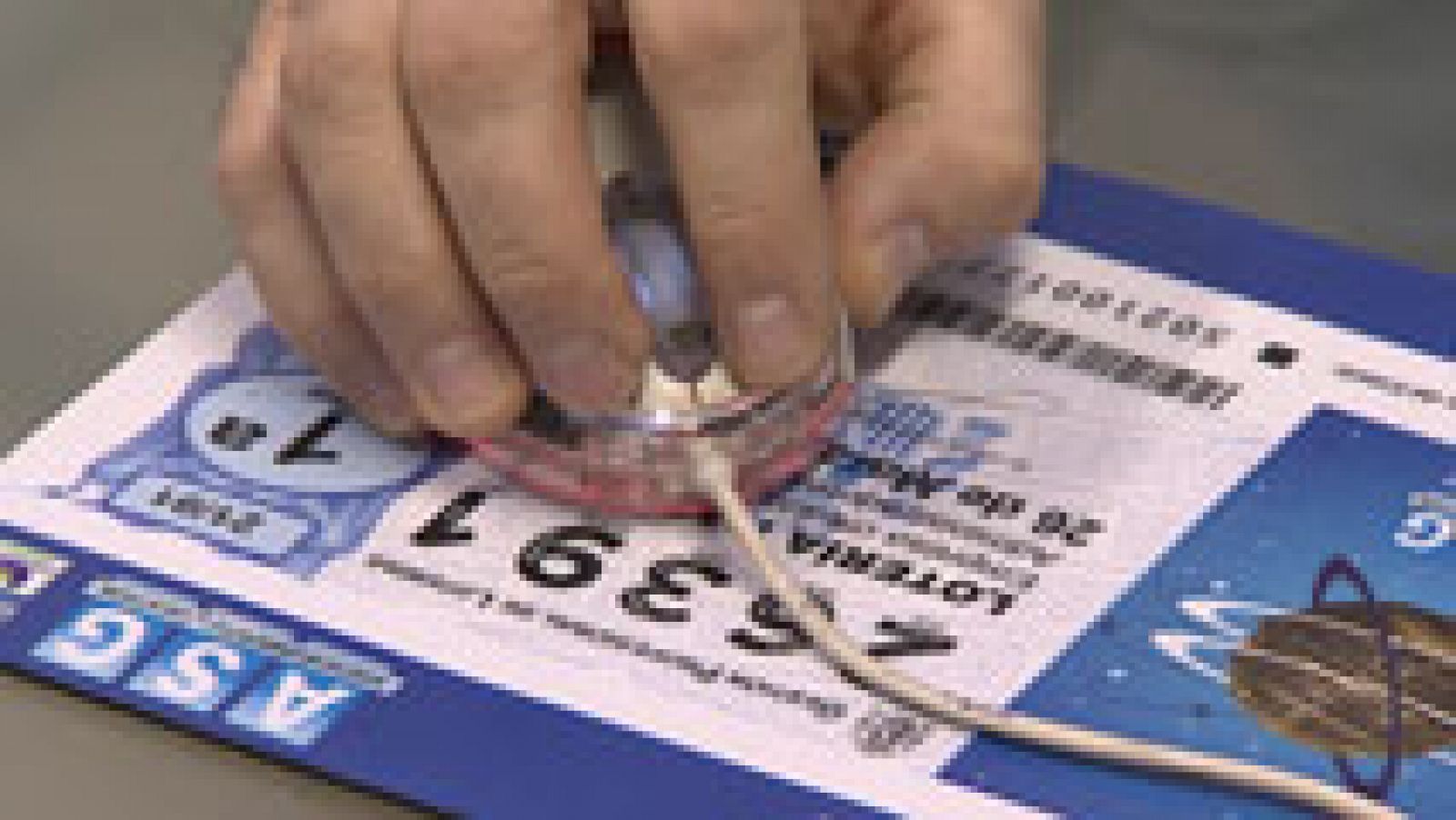 ada vez se compra más lotería a través del teléfono móvil | RTVE