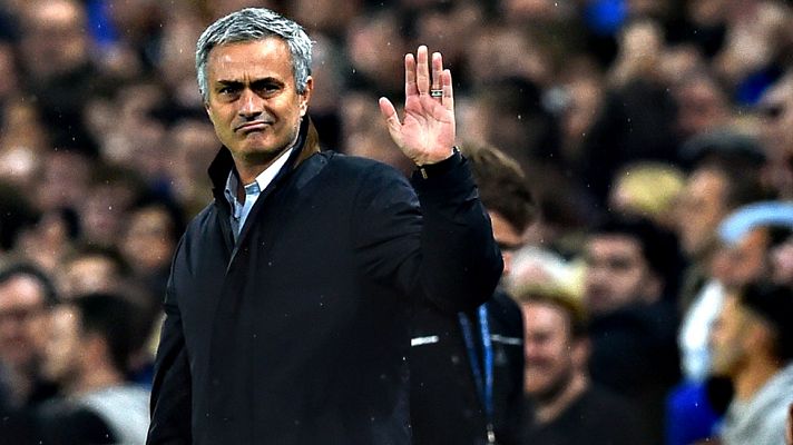 Telediario 1 - Chelsea y Mourinho pactan el despido del entrenador portugués