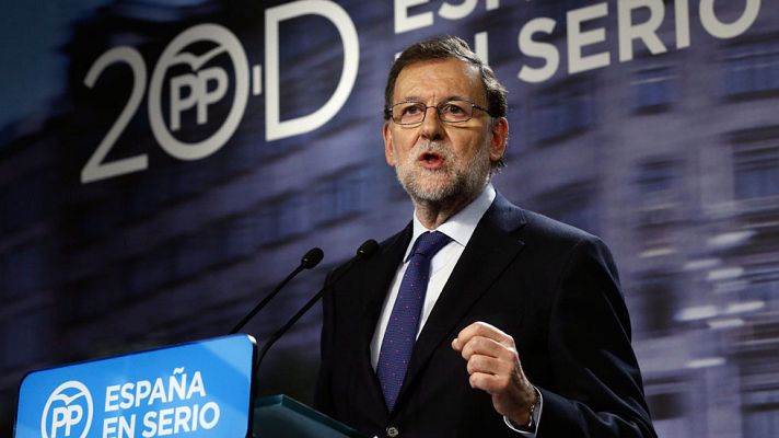 Telediario 1 - Rajoy alerta del riesgo de "parálisis" y dice que hablará con los partidos que defienden la soberanía nacional