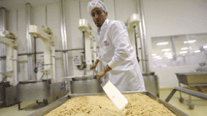 Telediario 1 - La industria del turrón mueve 400 millones de euros