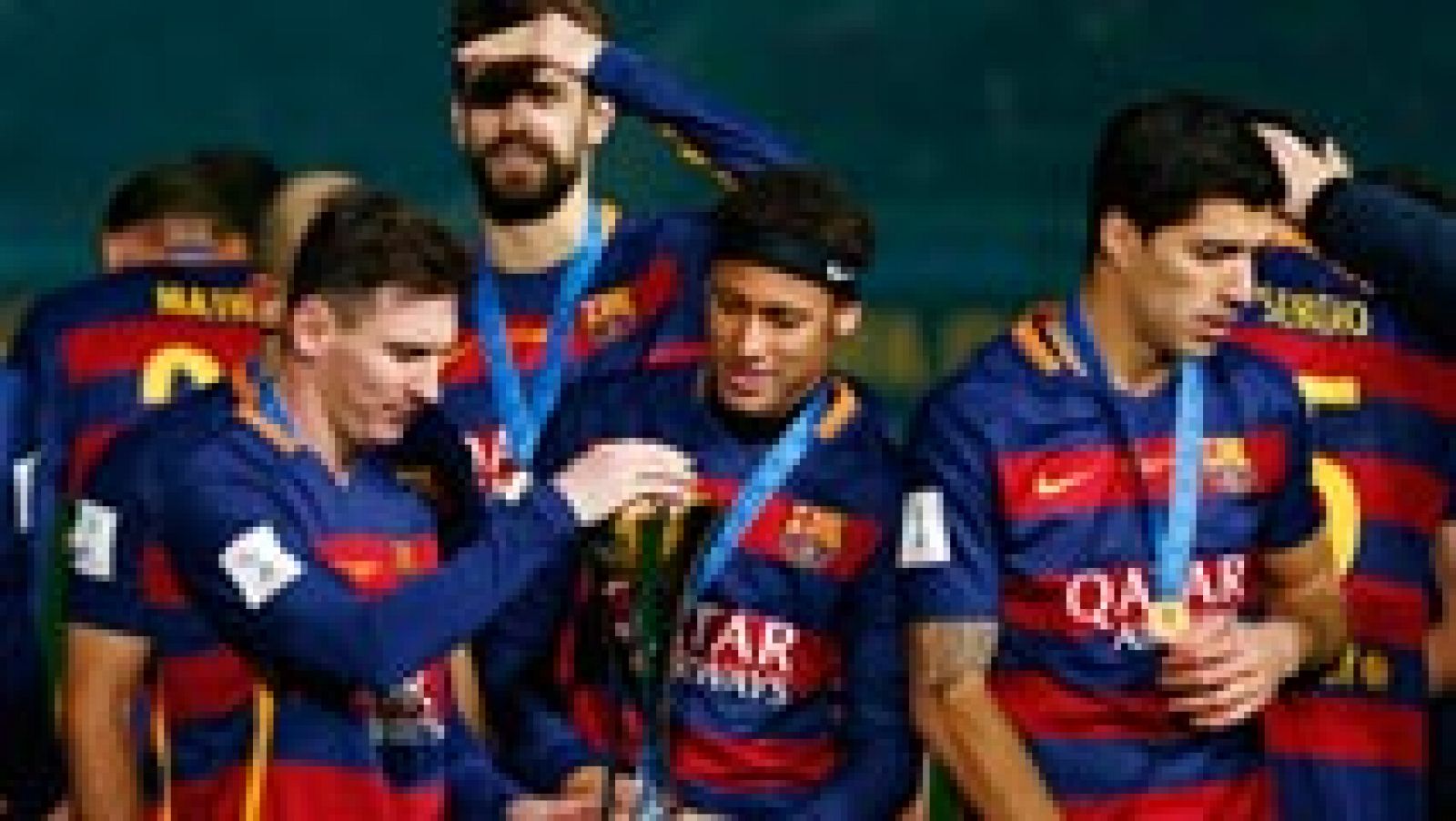 Telediario 1: El Barça ya está en casa con el trofeo de campeón del Mundo de clubes | RTVE Play