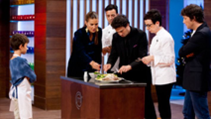 MasterChef Junior - Pepe se come el ojo del pescado
