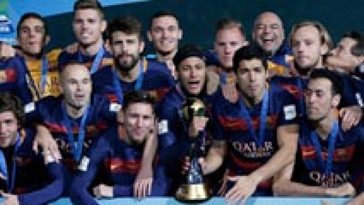 La copa del Mundialito llega a Can Barça por Navidad