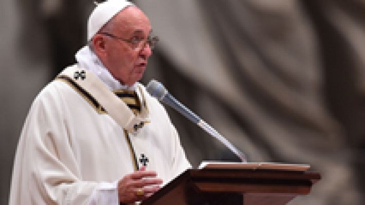 El papa Francisco pide sobriedad ante la "sociedad de consumo y placeres"