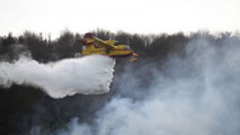 Se elevan a 25 los incendios que están activos en Cantabria