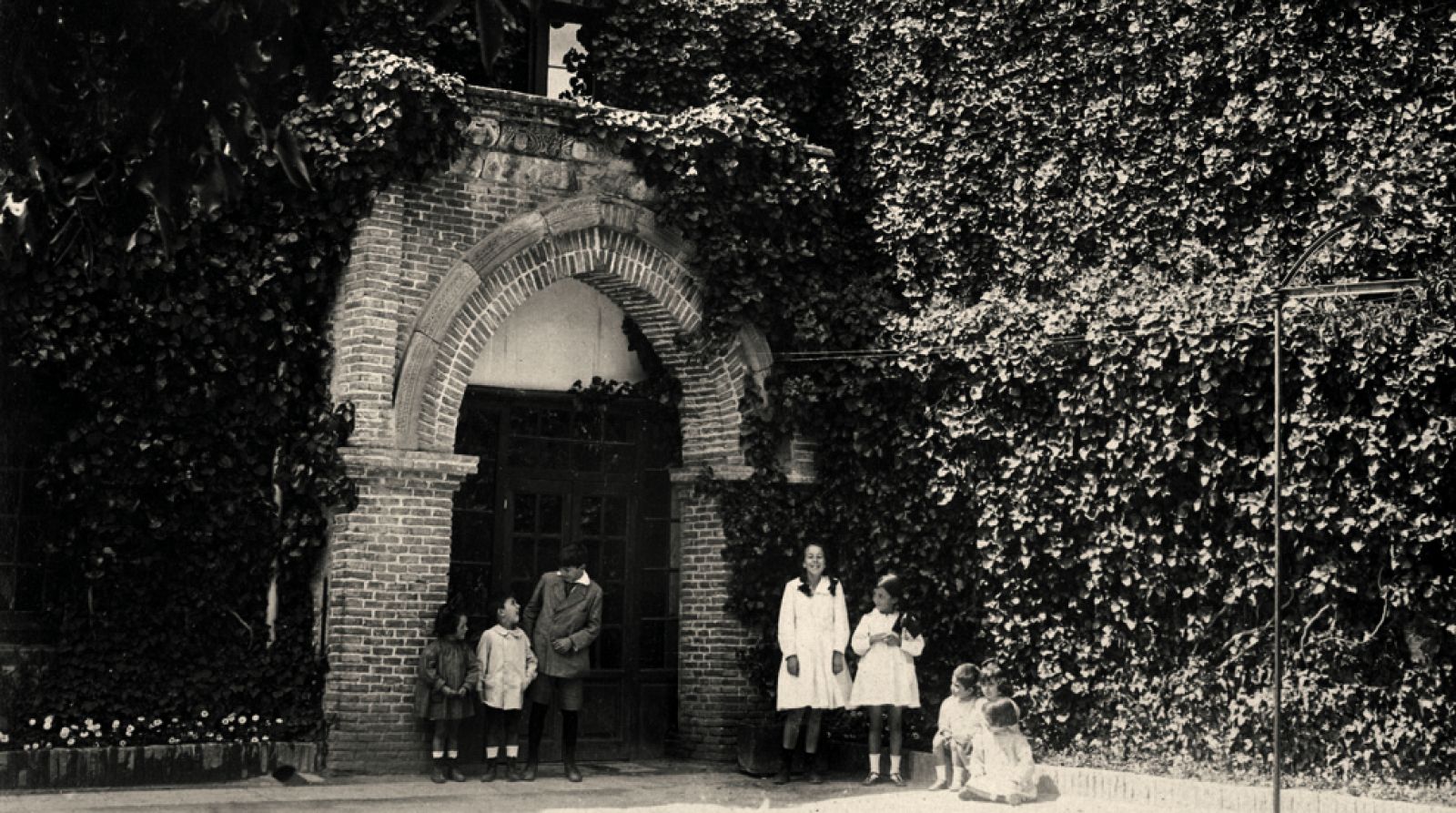 Profesores y alumnos en la Institución Libre de Enseñanza | Ver