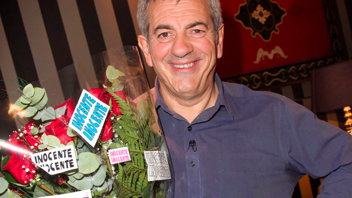 Gala Inocente Inocente - Carlos Sobera y la cena más surrealista de su vida