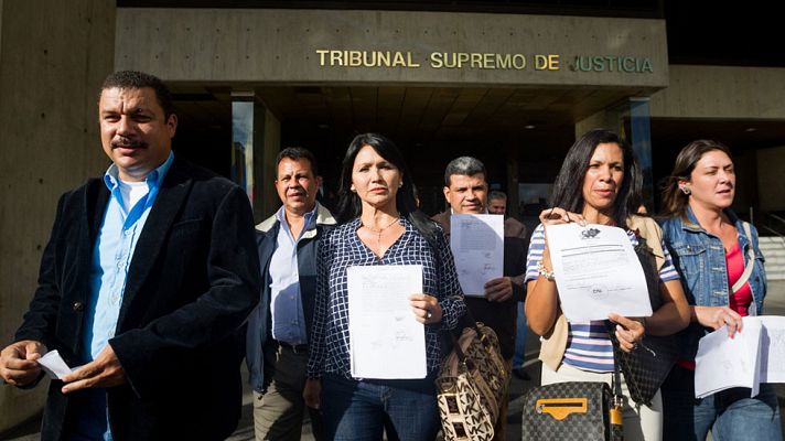 Telediario 1 - El Tribunal Supremo de Venezuela suspende la proclamación de cuatro diputados electos por presuntas irregularidades