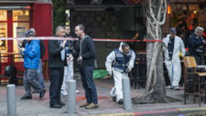 Dos muertos y siete heridos en Tel Aviv