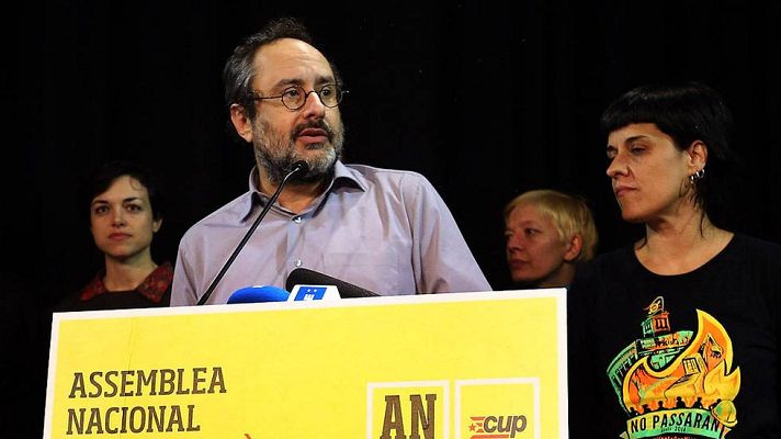 Informativo 24h - La CUP decide si apoya la investidura de Mas